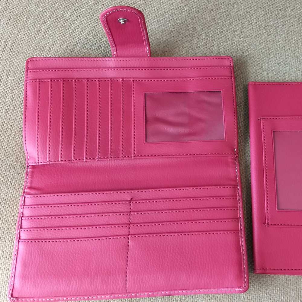 Wallet and checkbook. New never used.